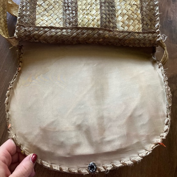 Vintage Woven Wicker Straw Raffia Floral Bag - Picture 5 of 5